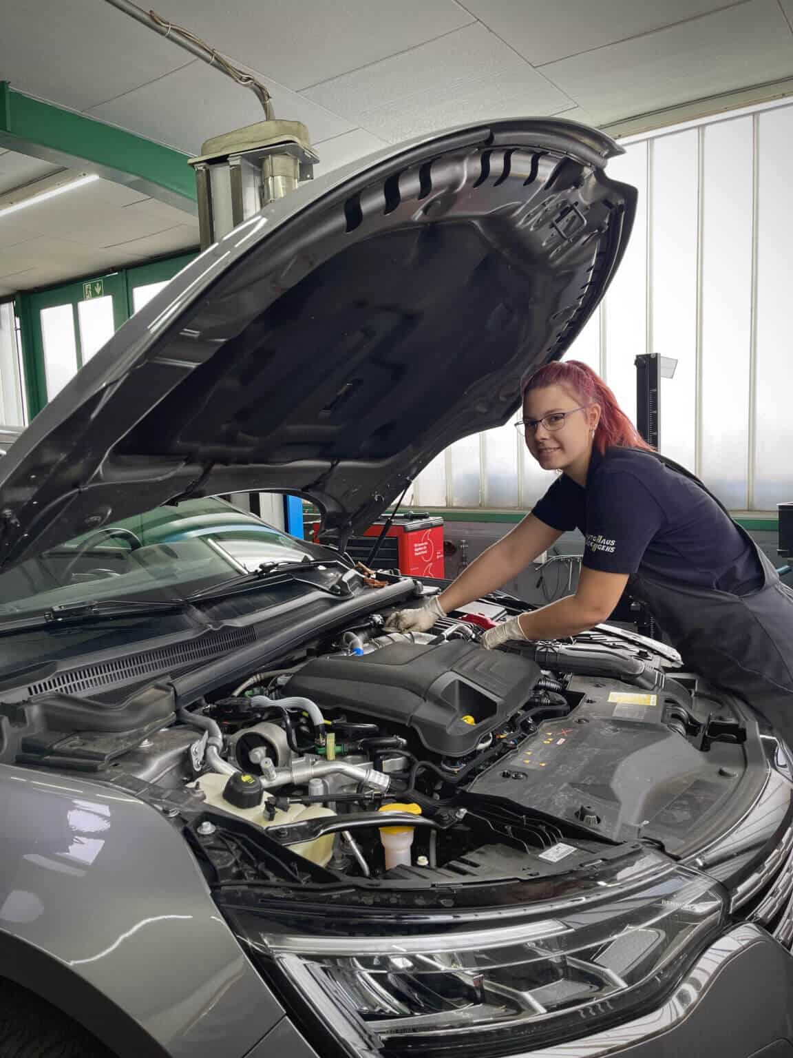 Werkstatt und Wartung • Autohaus Büschgens in Korschenbroich